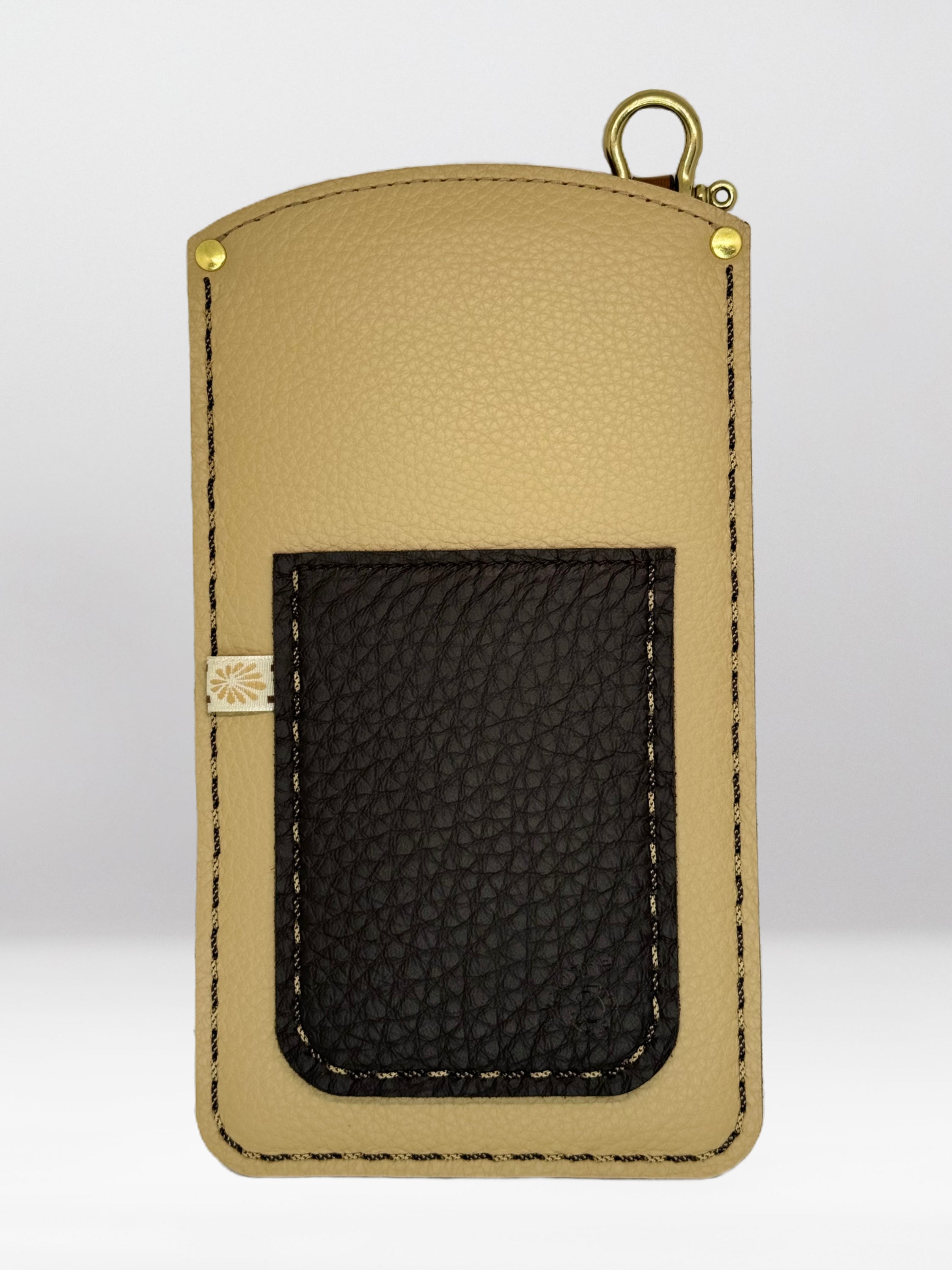 Classic Brown & Sand "Traveller"