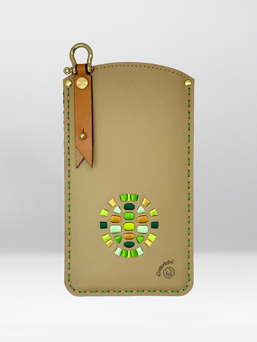 Esmeralda Satin Turtle Traveller