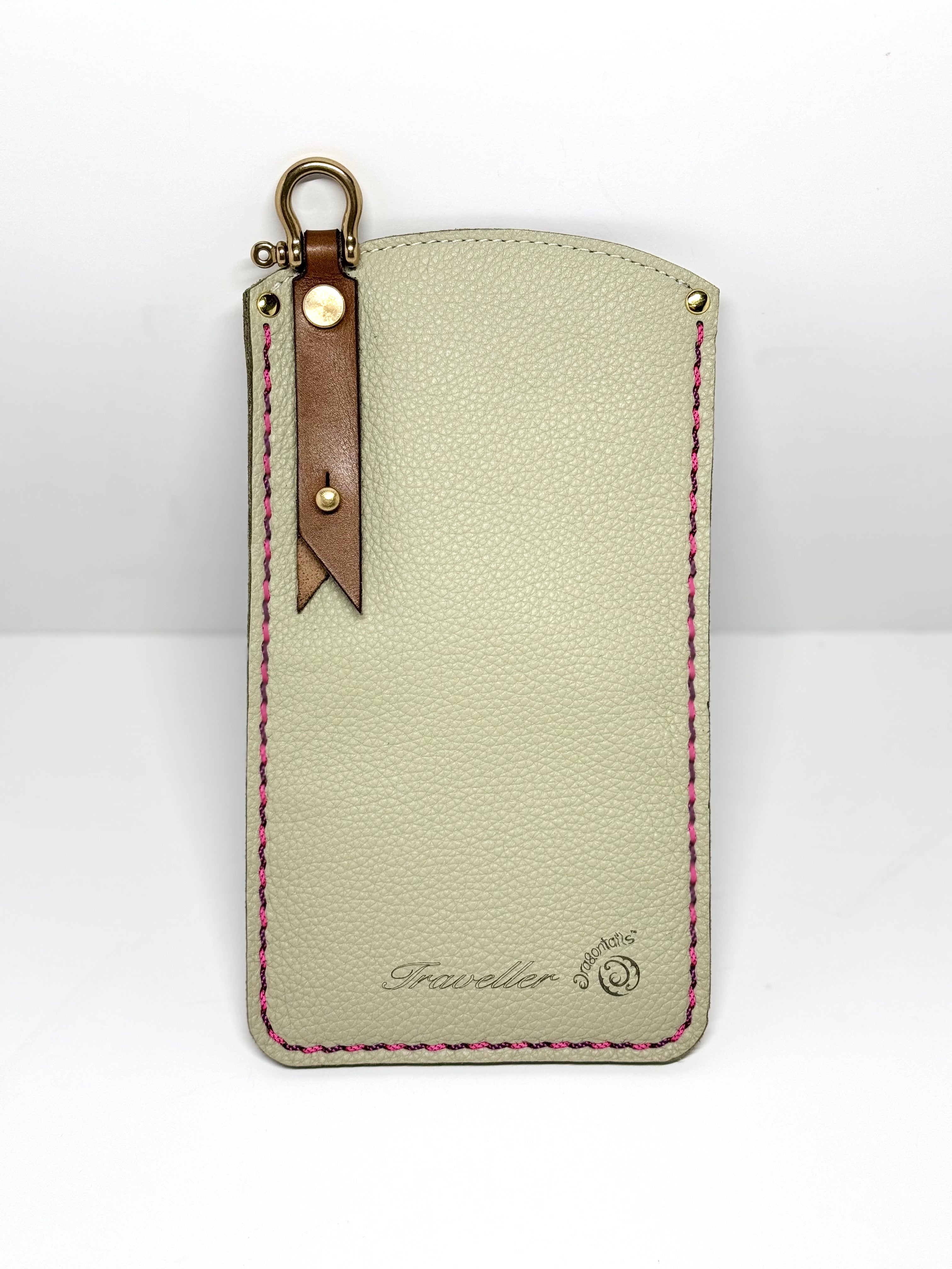 Classic Cream "Traveller"